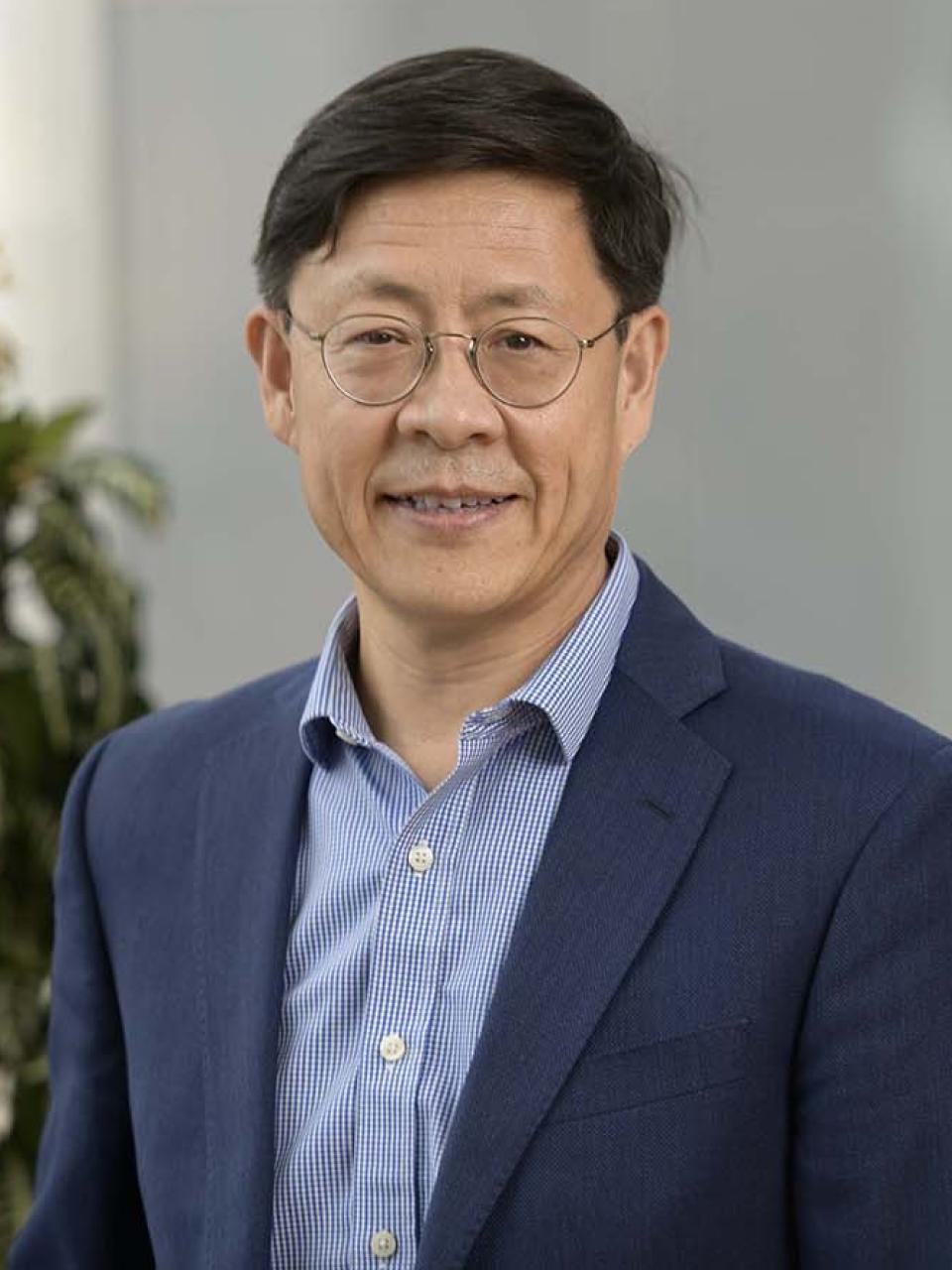 Yueming Li