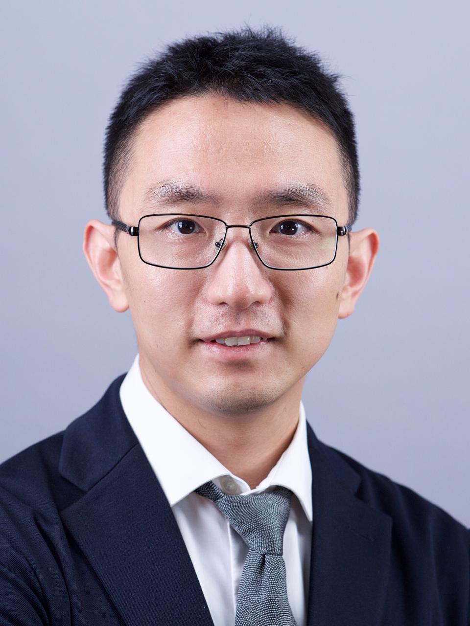 Chun-Jun Guo