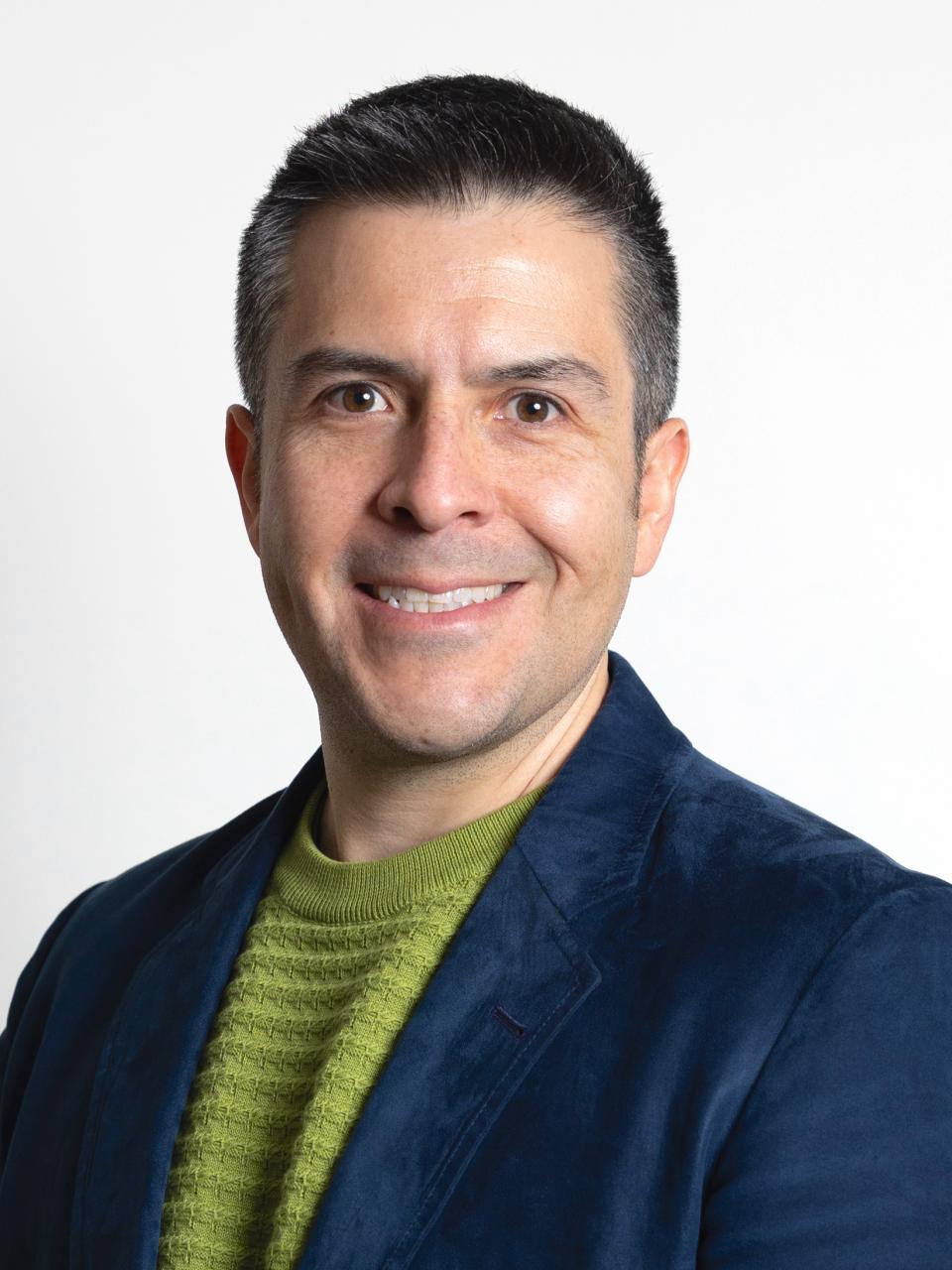 Juan R Cubillos-Ruiz